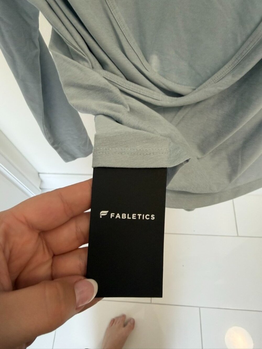 Fabletics Whisper Crossover Long-Sleeve Top & Cloud Jersey Wide Leg Pant SET - Picture 4 of 7